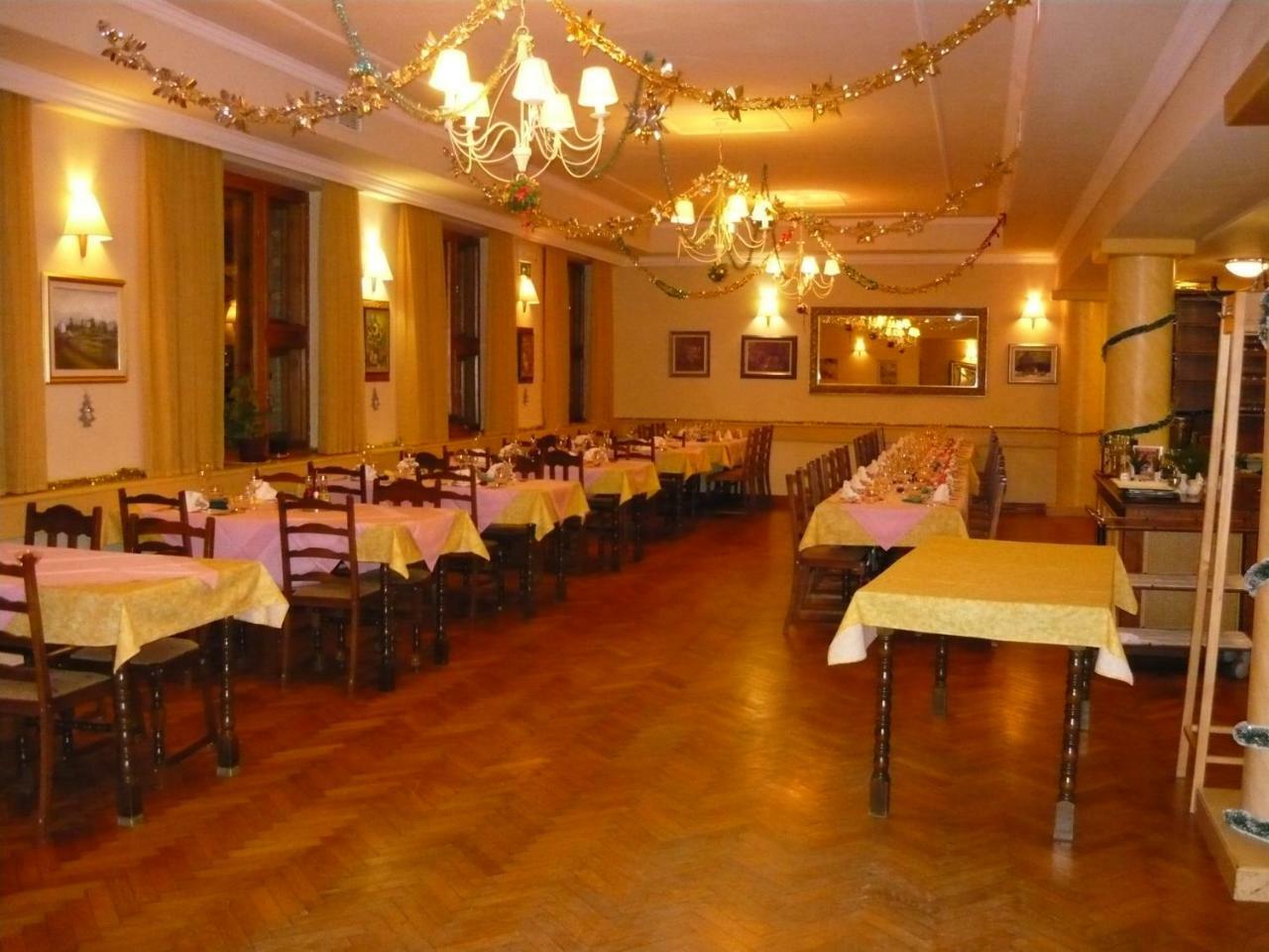 Polzevo Hotel Visnja Gora Exterior photo